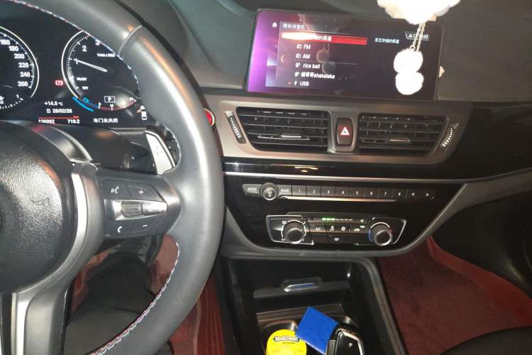 Used BMW 1 Series 2019 118i Fashion Model Audio And AC Panel