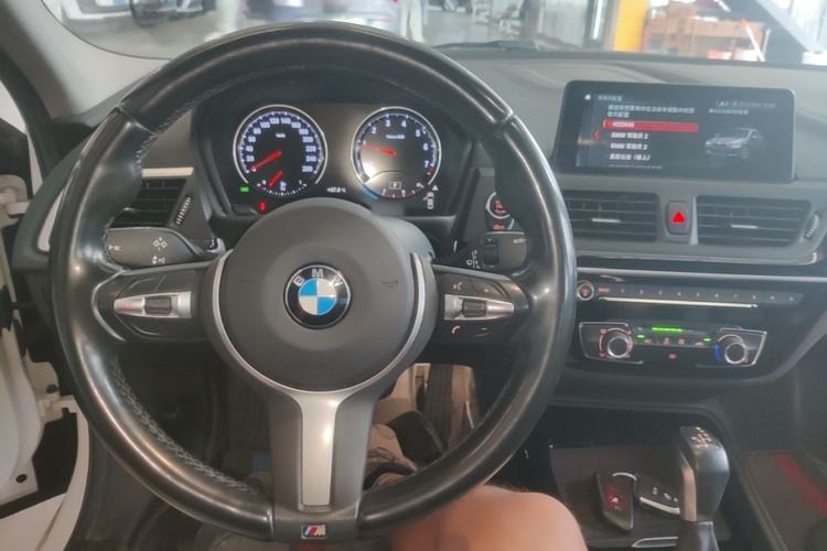 Used BMW 1 Series 2019 118i M Sport Package Center Console