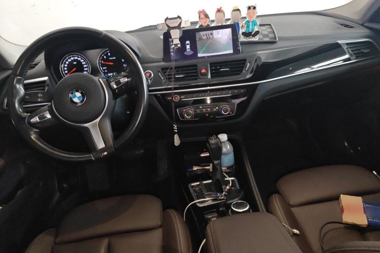 Used BMW 1 Series 2019 118i M Sport Package Center Console