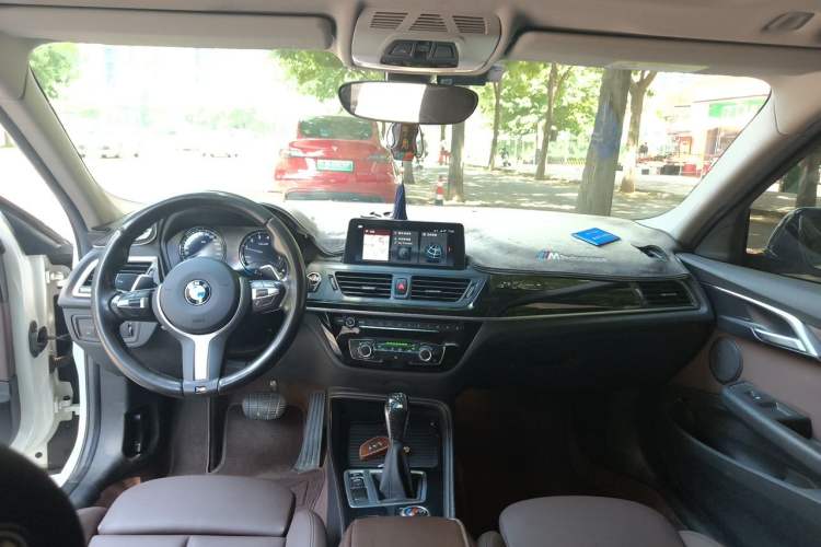 Used BMW 1 Series 2019 120i Leading Model M Sport Package Center Console