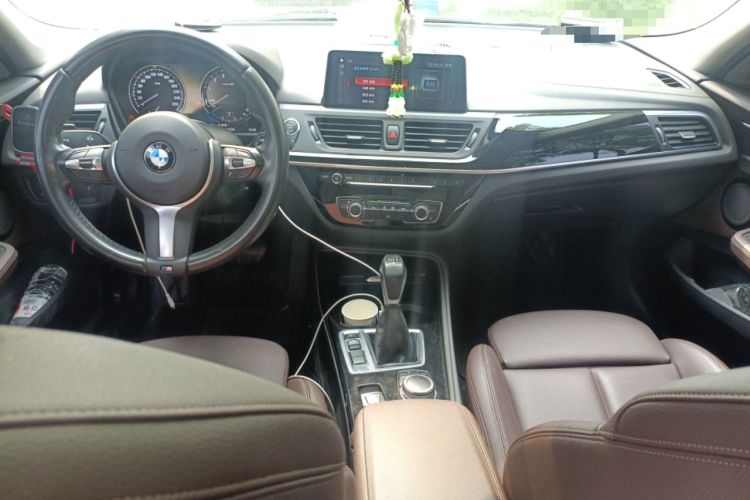 Used BMW 1 Series 2019 118i M Sport Package Center Console