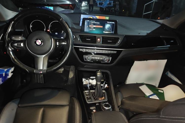 Used BMW 1 Series 2019 118i M Sport Package Center Console