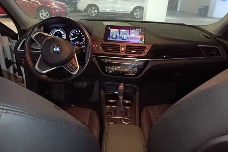 Used BMW 1 Series 2019 118i Fashion Model Center Console