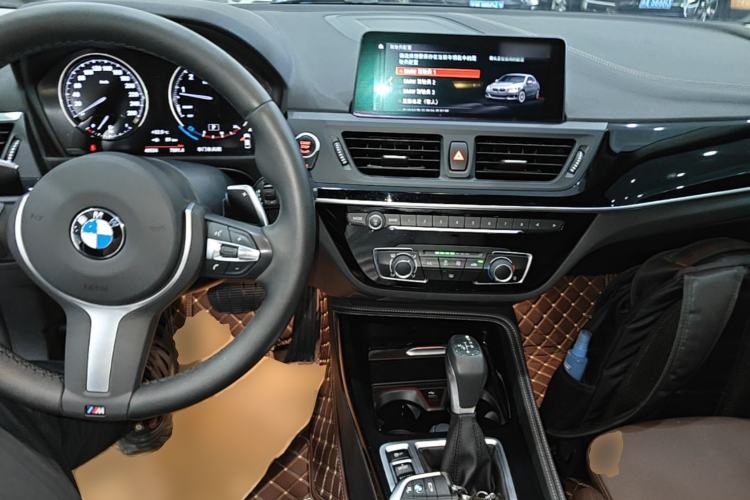 Used BMW 1 Series 2019 120i Leading Model M Sport Package Center Console