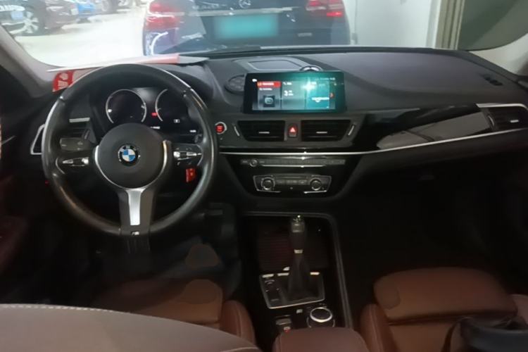 Used BMW 1 Series 2019 118i M Sport Package Center Console
