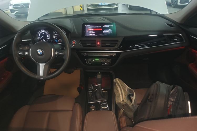 Used BMW 1 Series 2019 118i M Sport Package Center Console