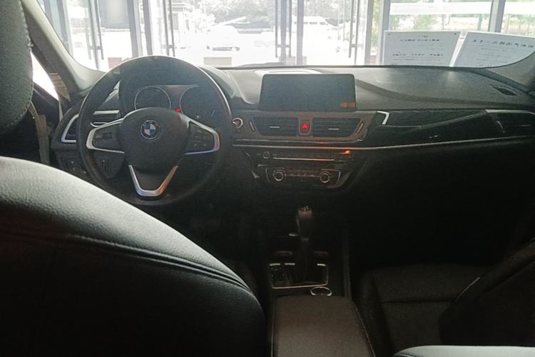 Used BMW 1 Series 2019 118i Fashion Model Center Console
