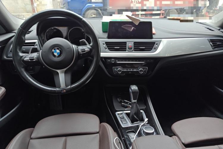 Used BMW 1 Series 2019 120i M Sport Package Center Console