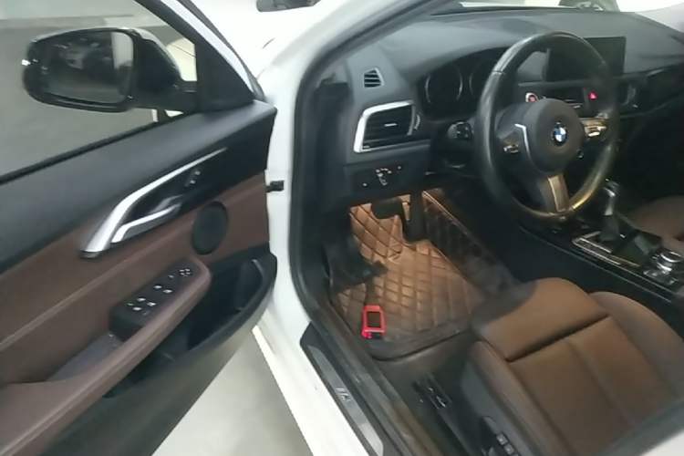 Used BMW 1 Series 2019 118i M Sport Package Driver Seat
