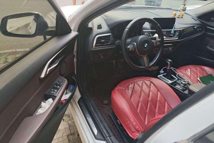 Used BMW 1 Series 2019 118i M Sport Package Driver Seat
