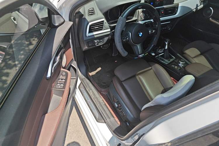 Used BMW 1 Series 2019 120i M Sport Package Driver Seat