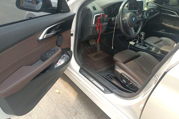 Used BMW 1 Series 2019 118i M Sport Package Driver Seat
