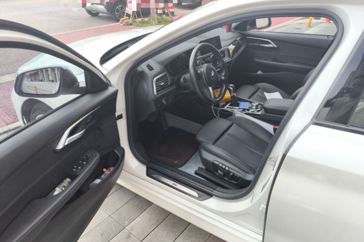 Used BMW 1 Series 2019 118i M Sport Package Driver Seat