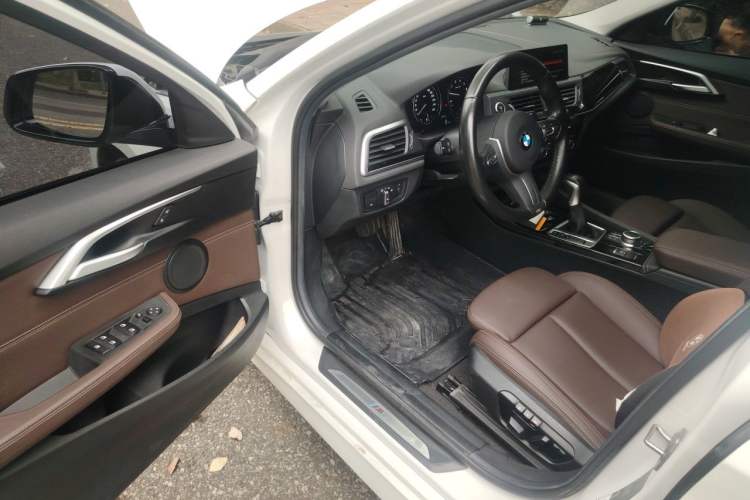 Used BMW 1 Series 2019 118i M Sport Package Driver Seat