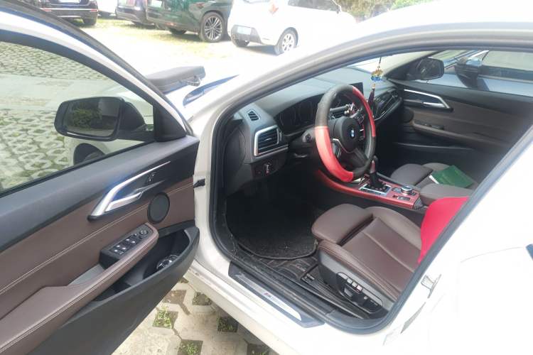 Used BMW 1 Series 2019 118i M Sport Package Driver Seat