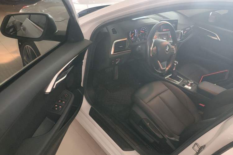 Used BMW 1 Series 2019 118i Fashion Model Driver Seat