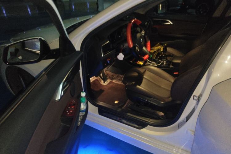 Used BMW 1 Series 2019 120i Leading Model M Sport Package Driver Seat