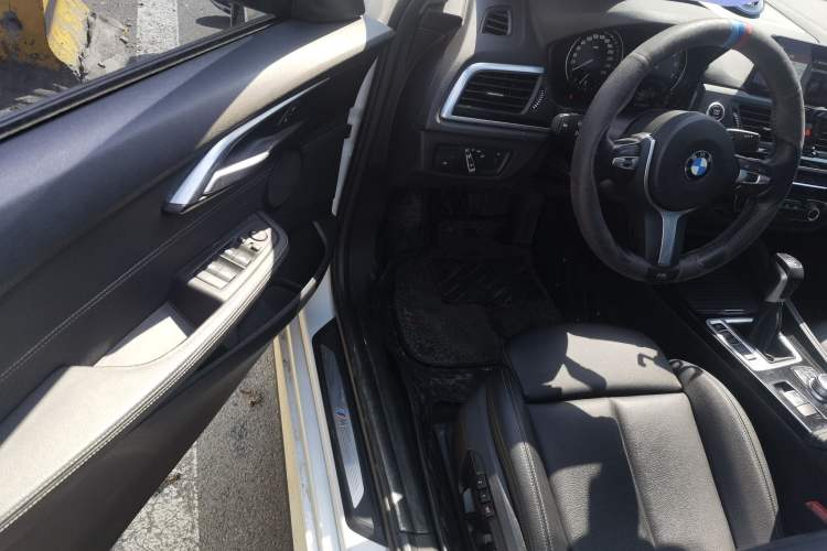 Used BMW 1 Series 2019 118i M Sport Package Driver Seat