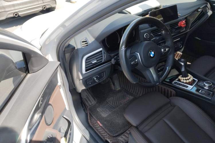 Used BMW 1 Series 2019 118i M Sport Package Driver Seat