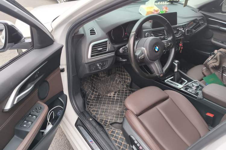 Used BMW 1 Series 2019 118i M Sport Package Driver Seat