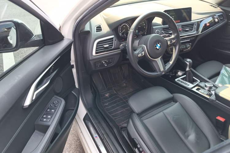 Used BMW 1 Series 2019 118i M Sport Package Driver Seat