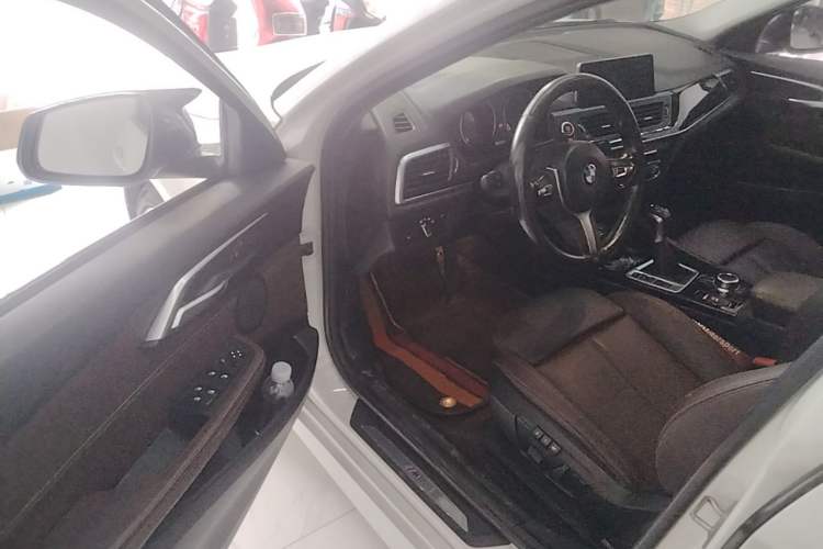 Used BMW 1 Series 2019 118i M Sport Package Driver Seat