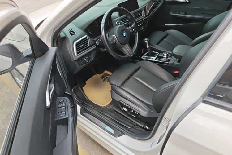 Used BMW 1 Series 2019 118i M Sport Package Driver Seat