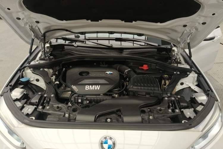 Used BMW 1 Series 2019 118i M Sport Package Engine Bay