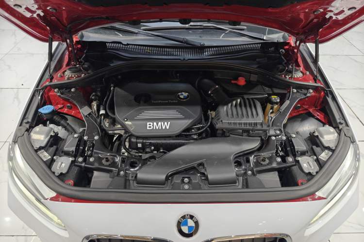 Used BMW 1 Series 2019 118i M Sport Package Engine Bay
