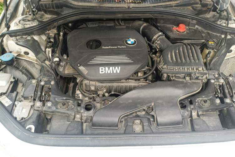 Used BMW 1 Series 2019 118i M Sport Package Engine Bay