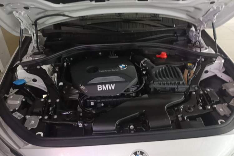 Used BMW 1 Series 2019 118i M Sport Package Engine Bay