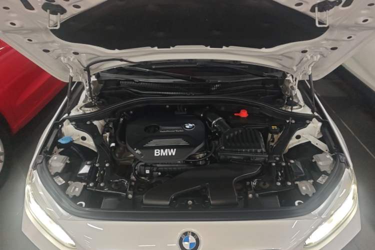 Used BMW 1 Series 2019 118i M Sport Package Engine Bay