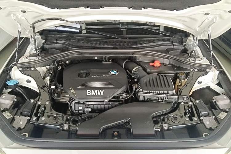 Used BMW 1 Series 2019 118i Fashion Model Engine Bay