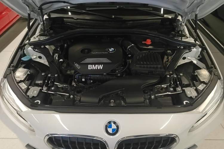 Used BMW 1 Series 2019 118i M Sport Package Engine Bay