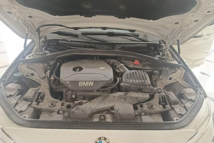 Used BMW 1 Series 2019 118i Fashion Model Engine Bay