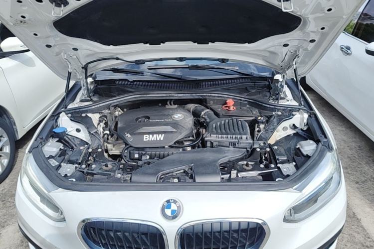 Used BMW 1 Series 2019 118i Fashion Model Engine Bay