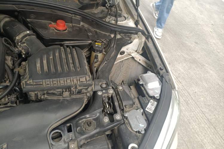 Used BMW 1 Series 2019 118i M Sport Package Engine Bay Left
