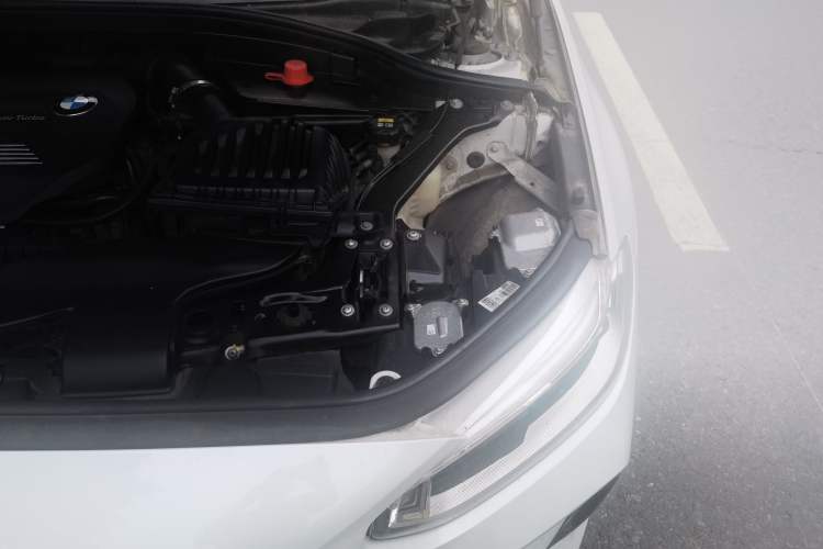 Used BMW 1 Series 2019 118i M Sport Package Engine Bay Left