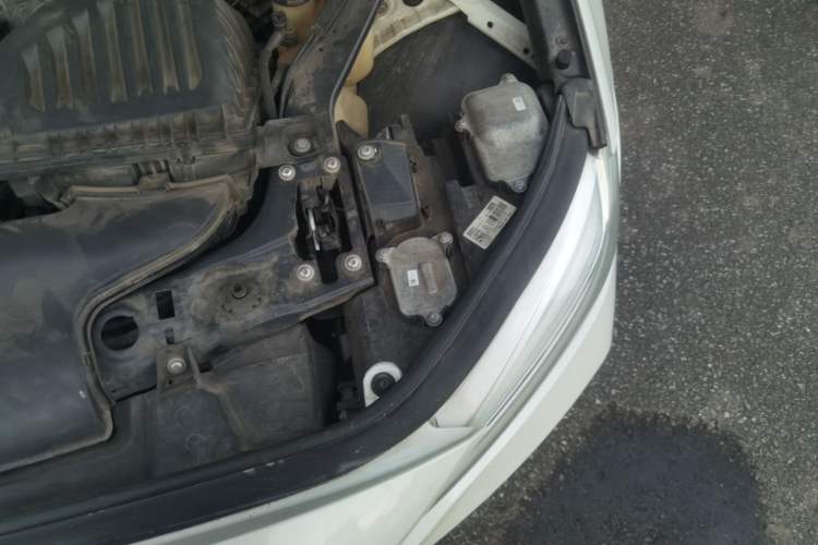 Used BMW 1 Series 2019 118i M Sport Package Engine Bay Left
