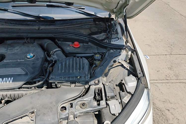 Used BMW 1 Series 2019 118i M Sport Package Engine Bay Left