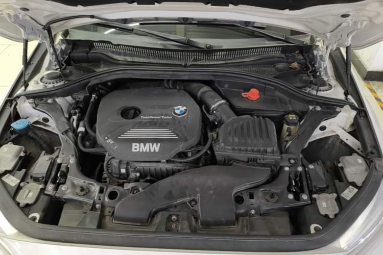 Used BMW 1 Series 2019 118i M Sport Package Engine Bay