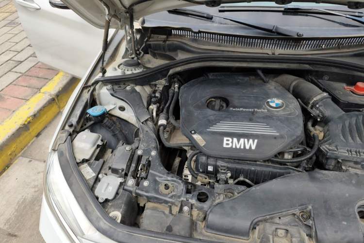 Used BMW 1 Series 2019 118i M Sport Package Engine Bay Right