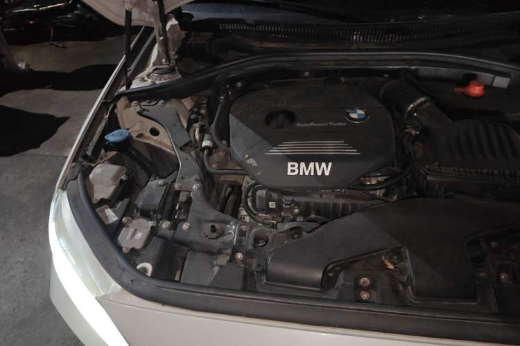 Used BMW 1 Series 2019 118i M Sport Package Engine Bay Right