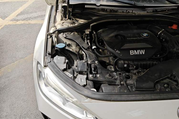 Used BMW 1 Series 2019 118i M Sport Package Engine Bay Right