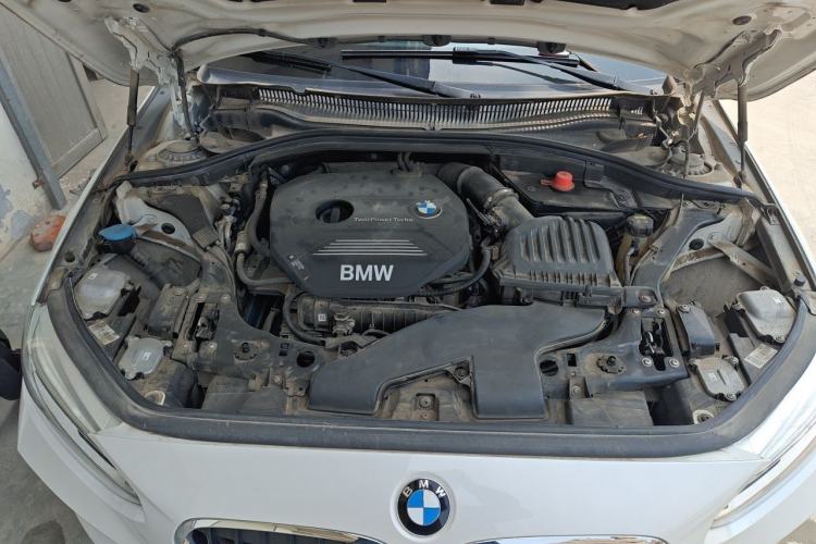 Used BMW 1 Series 2019 118i M Sport Package Engine Bay