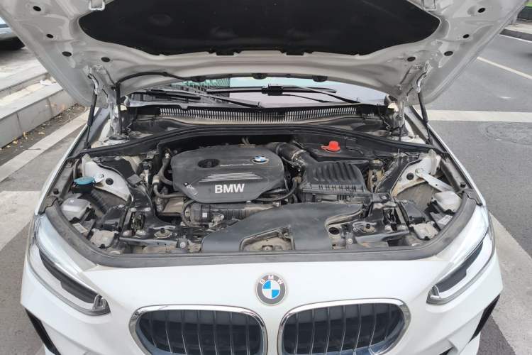 Used BMW 1 Series 2019 118i M Sport Package Engine Bay