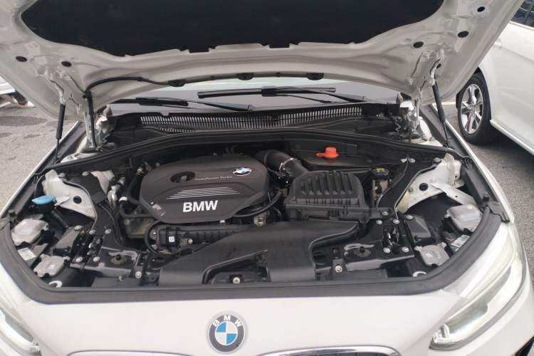Used BMW 1 Series 2019 118i M Sport Package Engine Bay