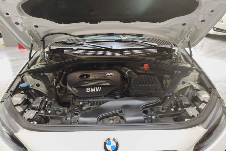 Used BMW 1 Series 2019 118i M Sport Package Engine Bay