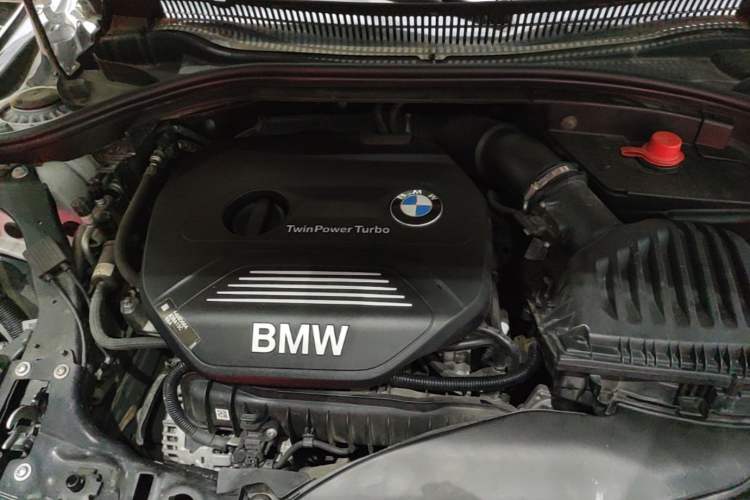 Used BMW 1 Series 2019 118i M Sport Package Engine Bay