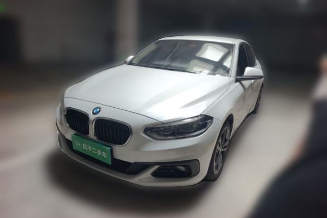 Ojetý BMW 1 Series 2019 118i Fashion Model